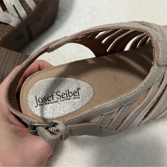 Josef Seibel size 8.5/9 women’s silver and tan heeled sandals - Picture 7 of 11